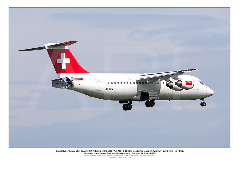 HB-IYW - Swiss European Air Lines Avro RJ100 (Msn E-3359)- 04
