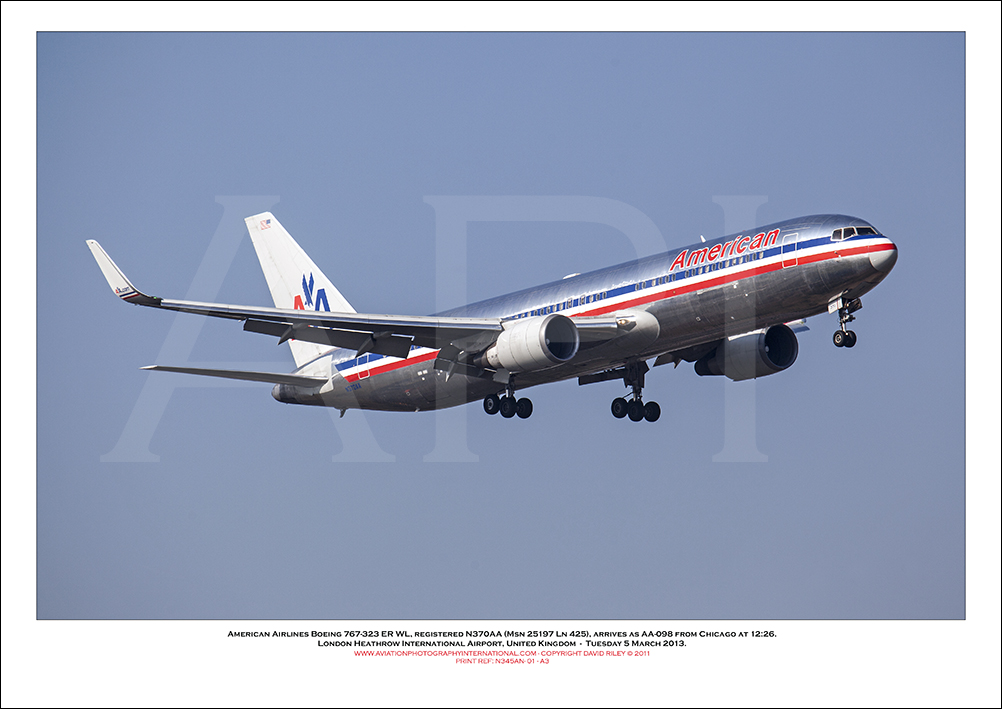 N370AA- American Airlines Boeing 767-323 ER  (Msn 25197 Ln 425) - 01