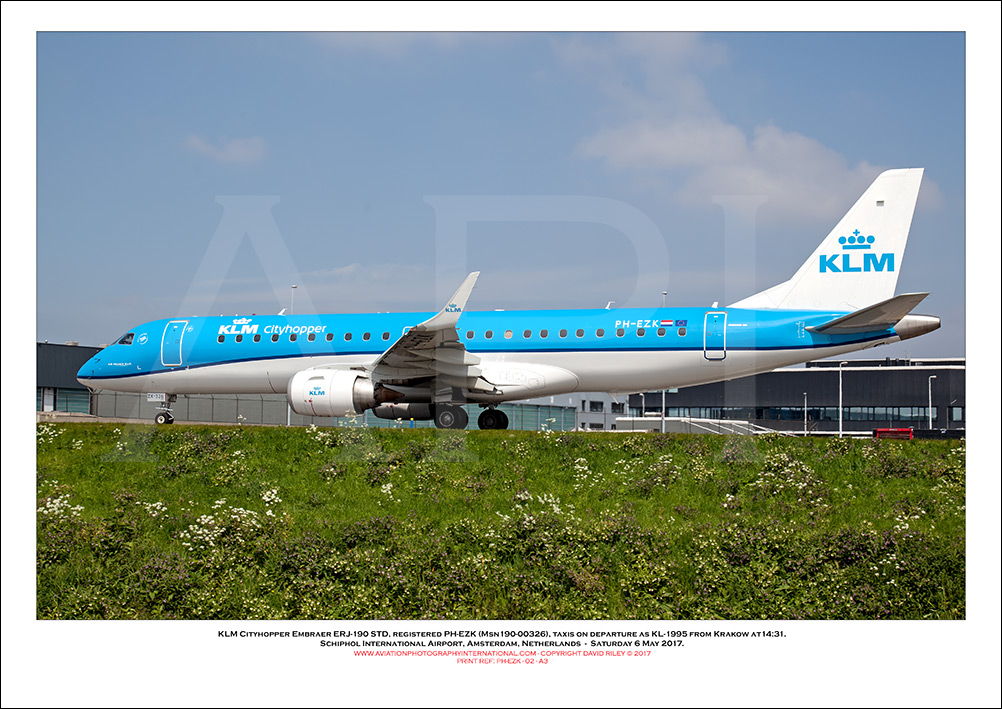 PH-EZK - KLM Cityhopper Embraer ERJ -190 STD (Msn  190-00326) - 02