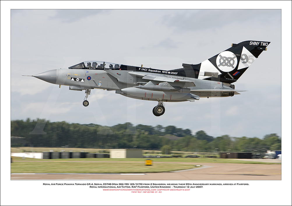 RAF-ZD748 - Royal Air Force Panavia Tornado GR.4  (Msn 382/BS 129/3176) - 01