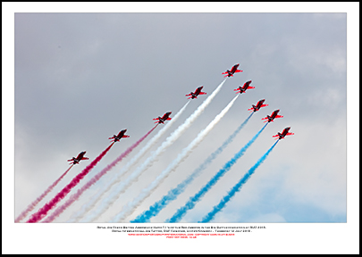 REDS -The Royal Air Force�s Red Arrows  in the Big Battle formation at RIAT 2018 - 14