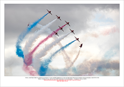 REDS - Royal Air Force Red Arrows flying the Tornado formation at RIAT 2019 - 30