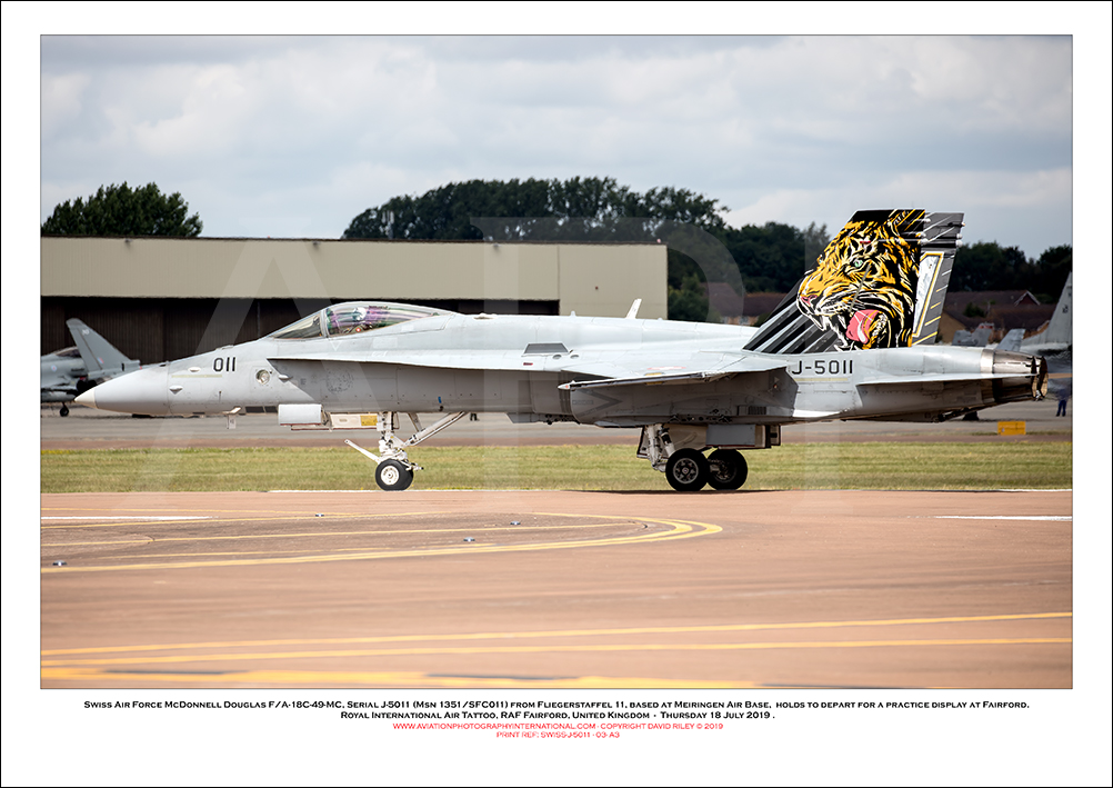 SWISS-J-5011 -Swiss Air Force McDonnell Douglas F/A-18C-48-MC  (Msn 1351/SFC011) - 03